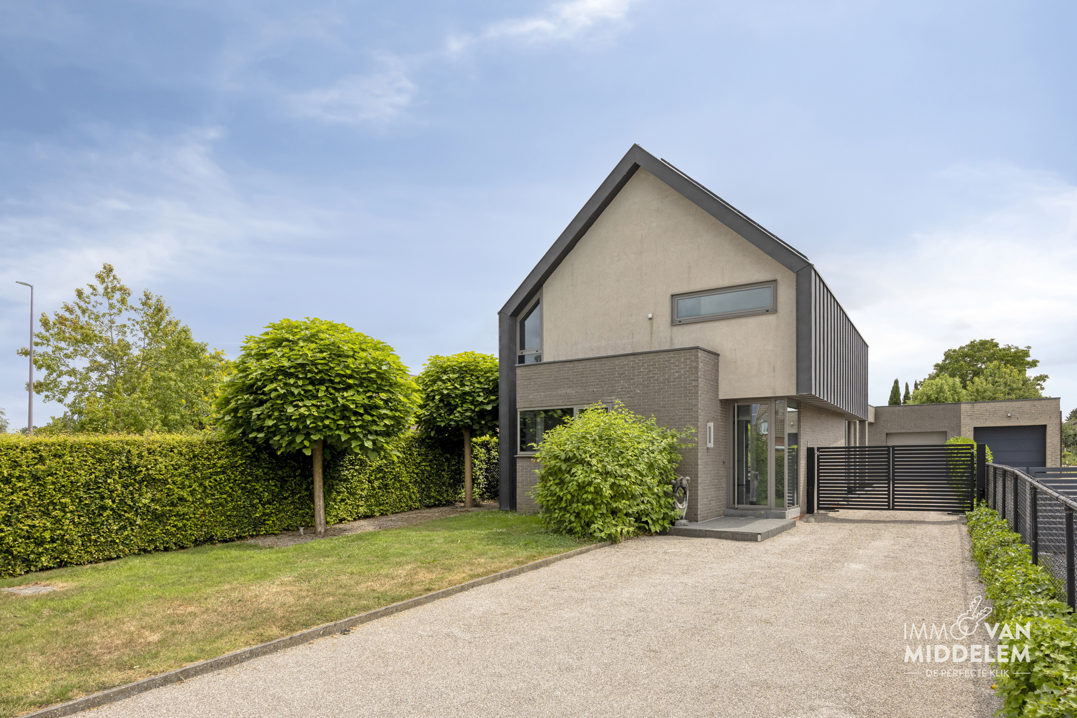 MODERNE, ENERGIEZUINIGE WONING MET 3 KAMERS EN MOOIE TUIN - foto 1