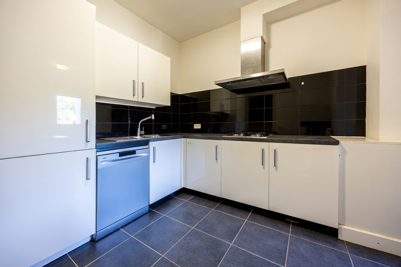 Gelijkvloers appartement met 1 slaapkamer en tuin - foto 5