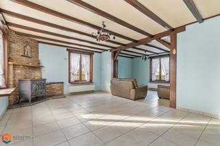 Op een uitstekende locatie te Putte bevindt zich deze instapklare landbouwerswoning met 3 slaapkamers en praktisch bijgebouw + serre op...