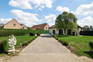 Instapklare ruime woning te Zemst