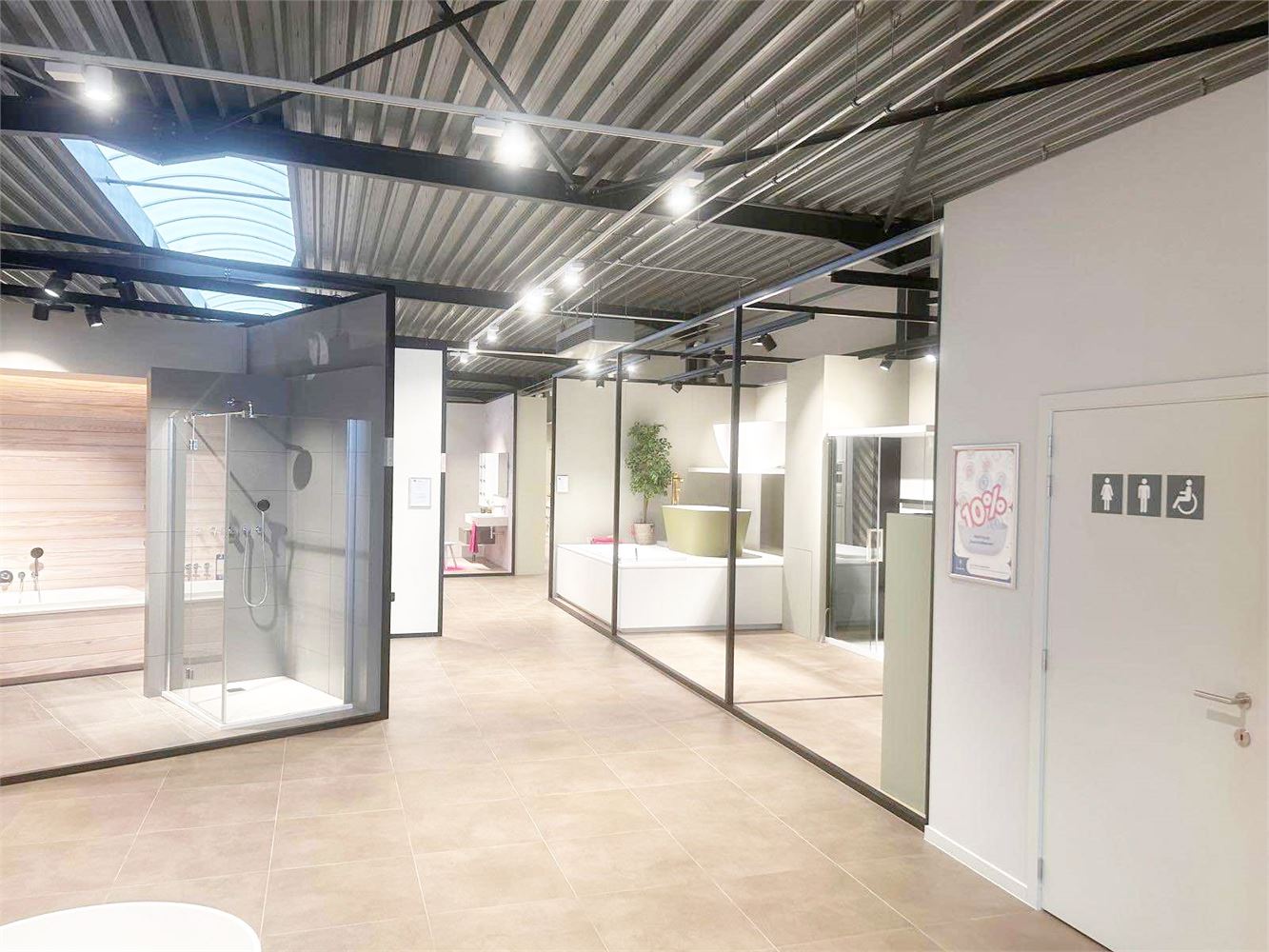 MODERN TOP GELEGEN COMMERCIEEL GELIJKVLOERS - foto 5