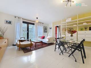 Te huur – Appartement met 2 slaapkamers en terras in SchaerbeekBezoeken op donderdag van 14u tot 17u, met of zonder afspraak!Gelegen op de 2de...