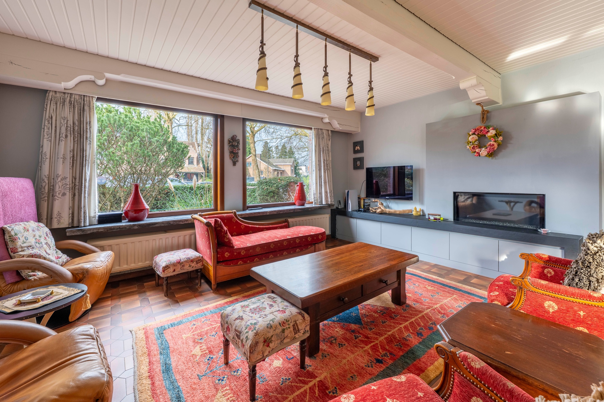 Te renoveren laagbouwvilla in een gegeerde wijk in Ekeren! - foto 5