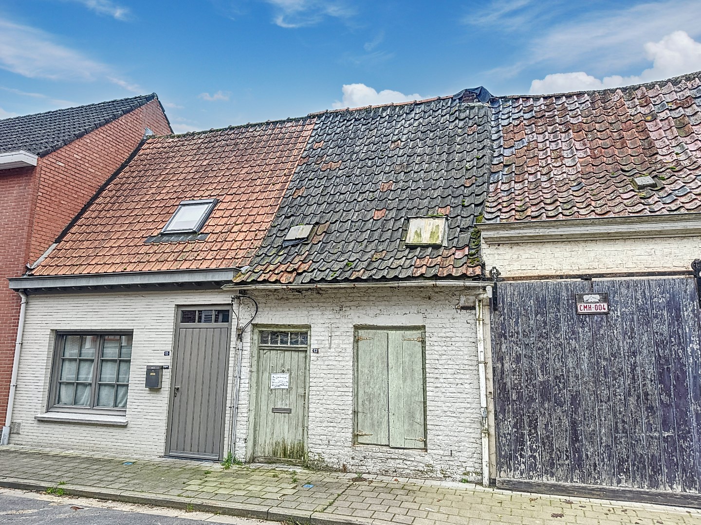 TOTAAL TE RENOVEREN WONING MET TUIN - foto 1