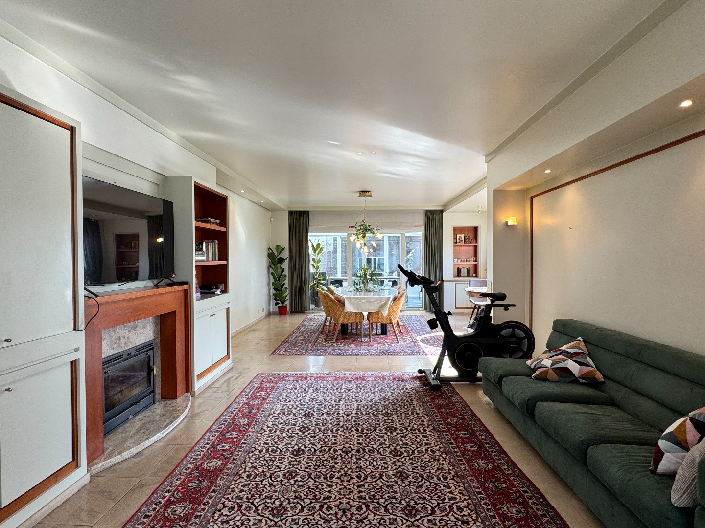 Ruime woning met loods en landbouwgrond op groene locatie nabij Waregem. - foto 3