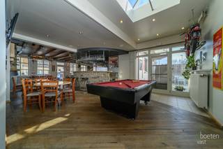 BEVEREN AAN DE IJZER: Verkoop van het alom gekende praat- en eetcafé 't Geheim Spoor in het schilderachtige Beveren aan de IJzer op 11a 50ca...