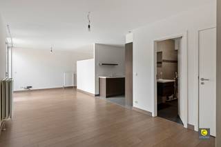 Instapklaar 1-slaapkamerappartement met terras op toplocatieDit verzorgd 1-slaapkamerappartement is gelegen in een goed onderhouden gebouw met lift...