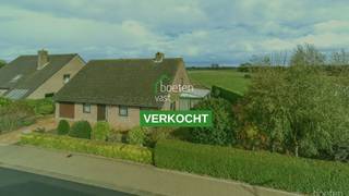 Reninge: Verzorgde gelijkvloerse woning met heel wat potentieel, fantastische tuin met open zicht op de Reningse broeken op 1.108m² totale...