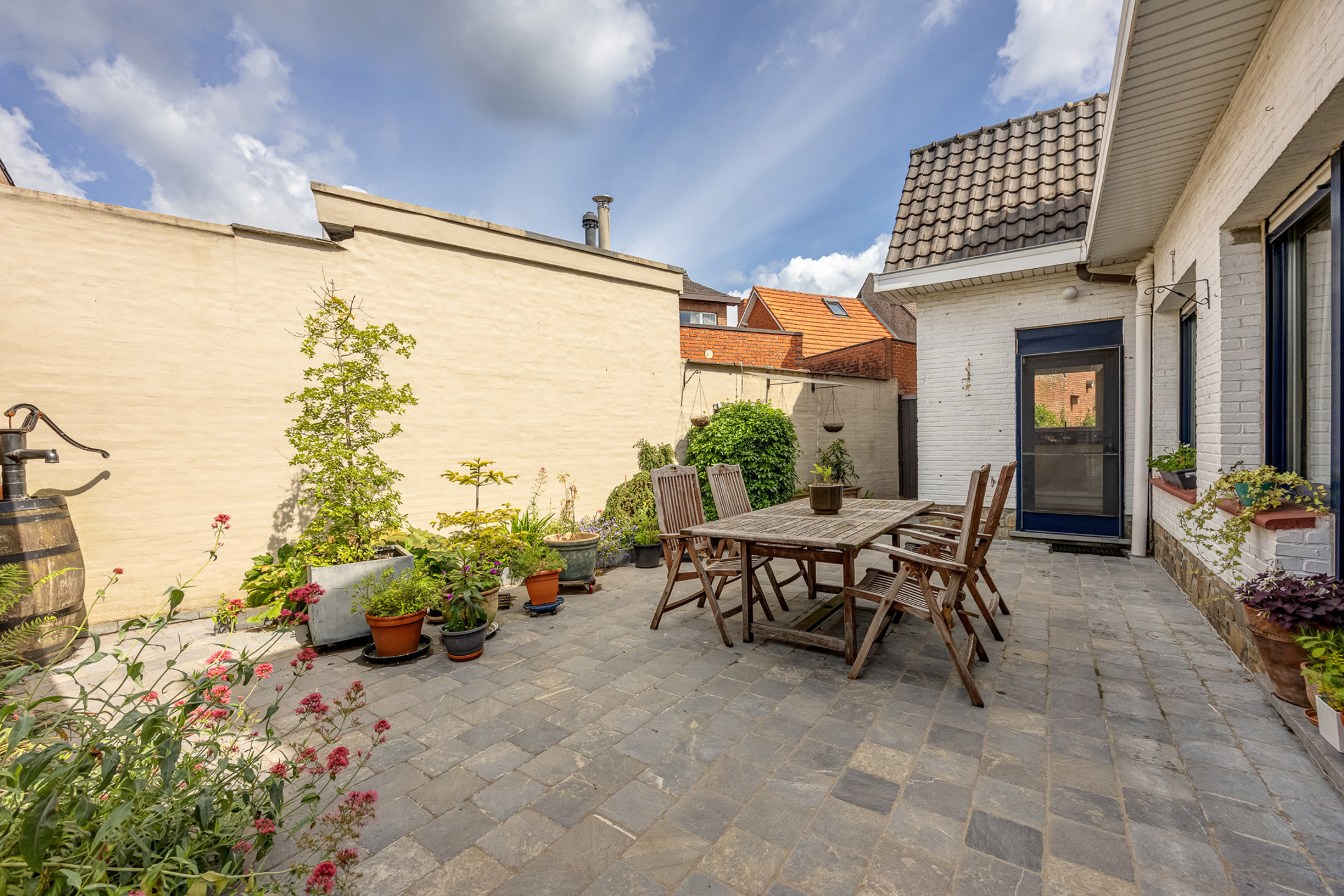 Vrijstaande woning met o.a. 3 slpks, garage en tuin (EPC C) - foto 4