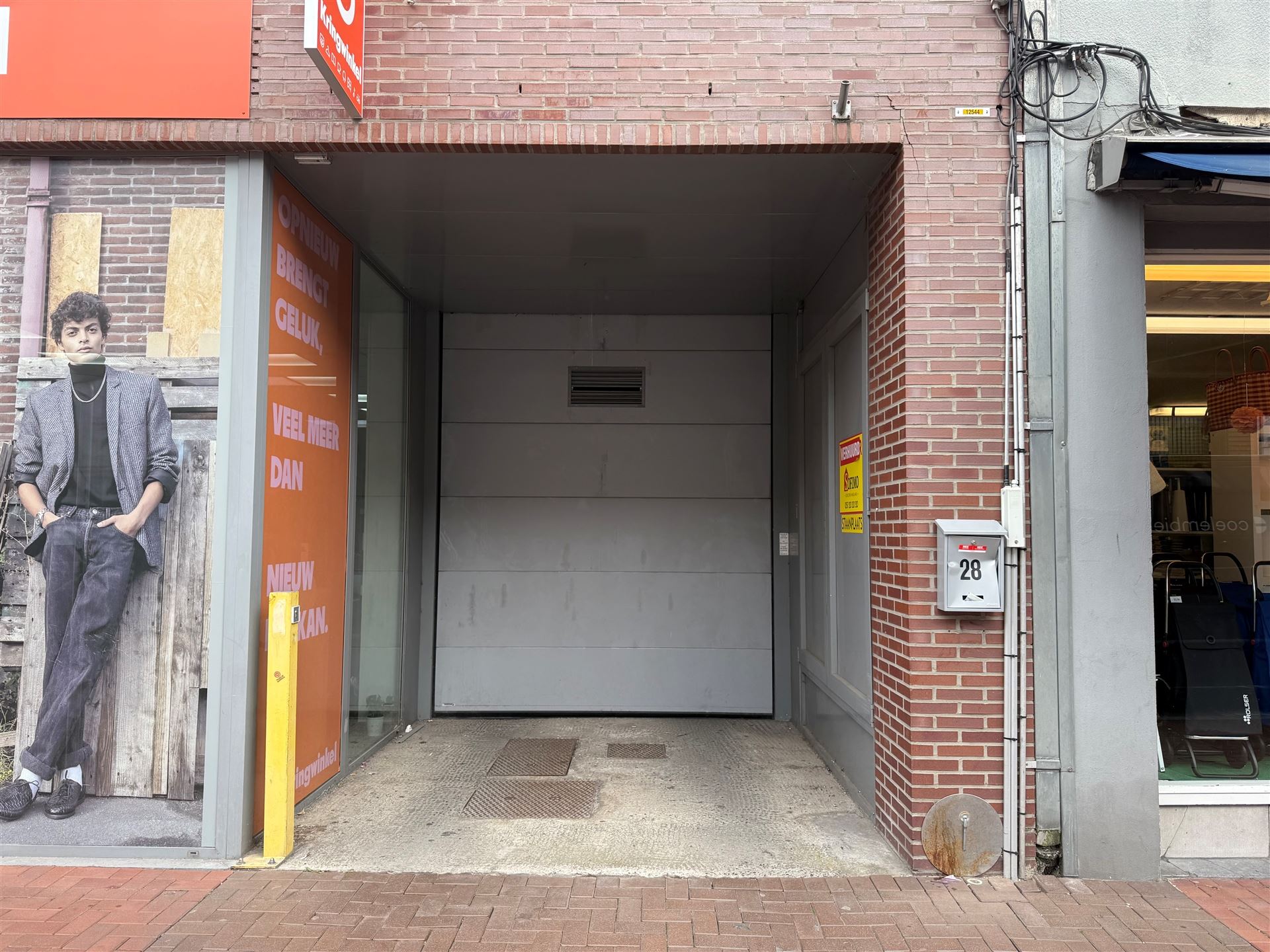 Garage for rent in Roeselare - photo 1