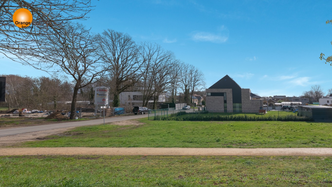 Uniek gelegen bouwperceel met een prachtig uitzicht op de Zuid-Willemsvaart op 5a te Lanklaar. - foto 5