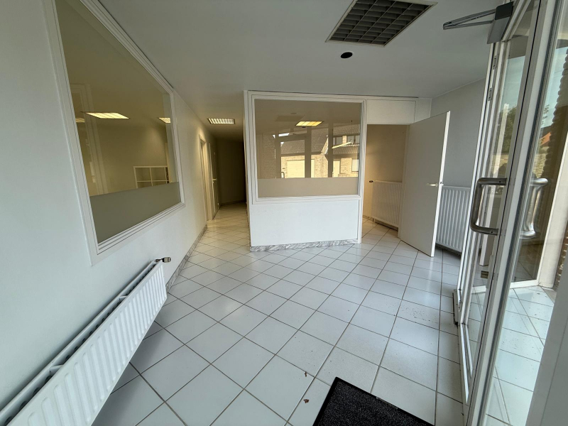 Kantoor of praktijkruimte centrum Lendelede - photo 2