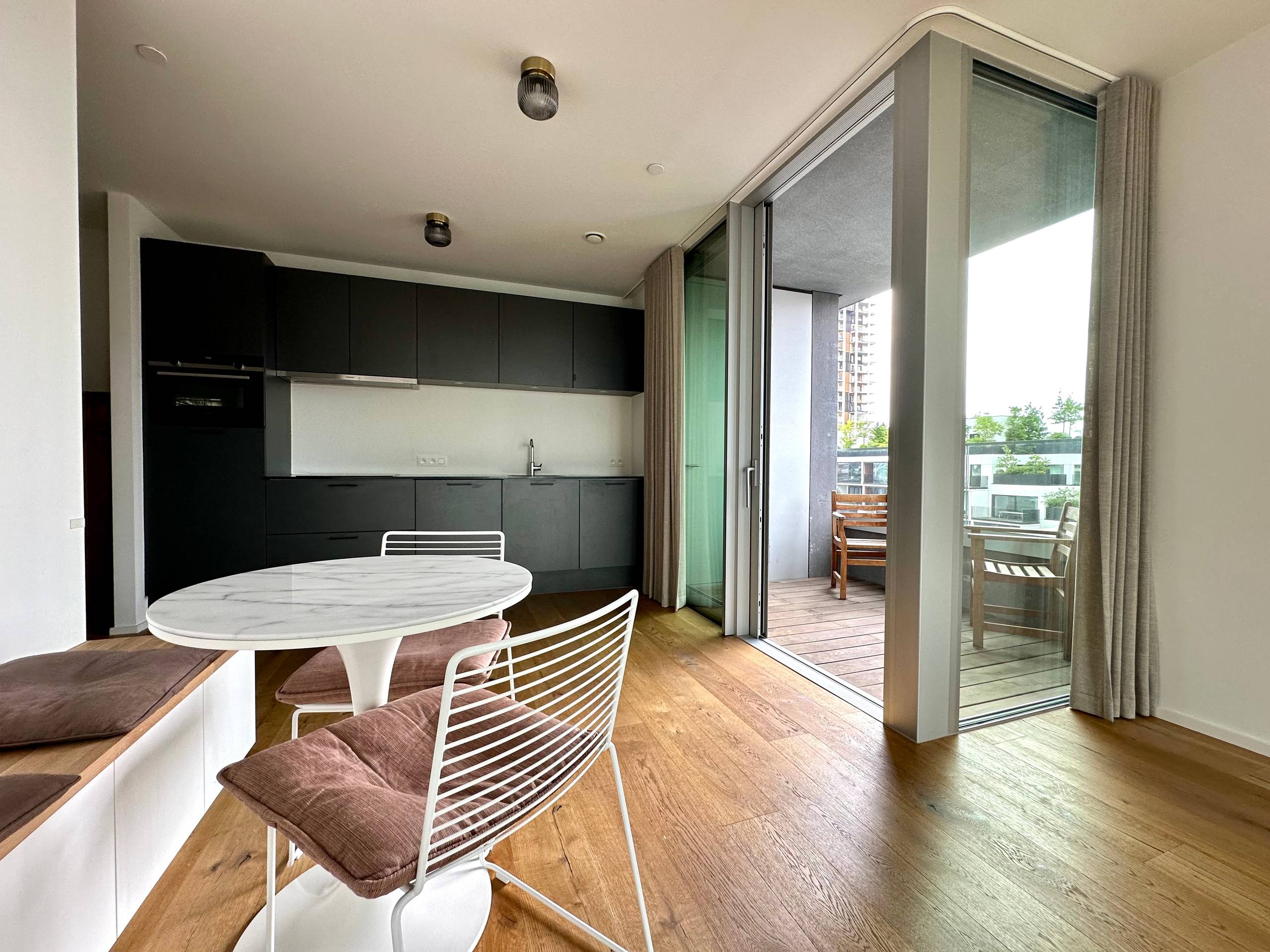 Gemeubeld appartement met Scheldezicht op Nieuw-Zuid! - foto 5