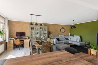 Rust, licht en perfecte ligging. Het zijn slechts 3 van de vele troeven die dit appartement u biedt.Van zodra u binnenkomt straalt het appartement...