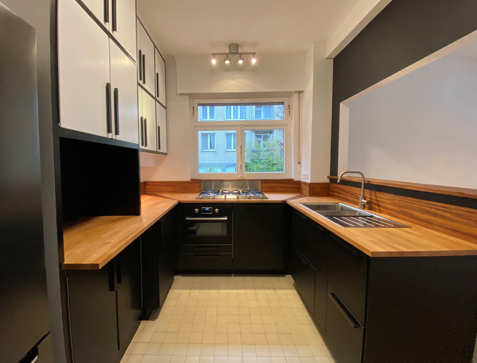 Appartement à louer à Anvers avec 2 chambres - photo 4