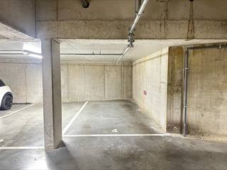 Ondergrondse staanplaats te huur in Residentie Campus te Antwerpen!In de stijlvolle nieuwbouwresidentie CAMPUS I in het hartje van de studentenbuurt,...