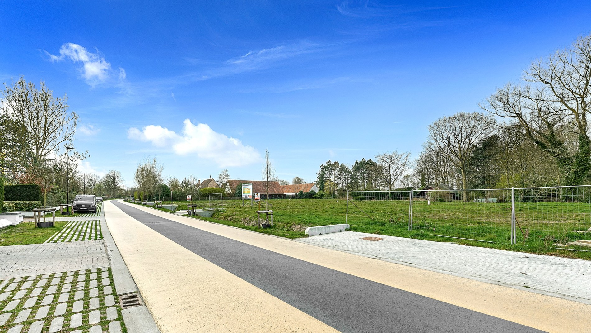 Bouwgrond (802 m²) met vergunning voor een alleenstaande villa - foto 5