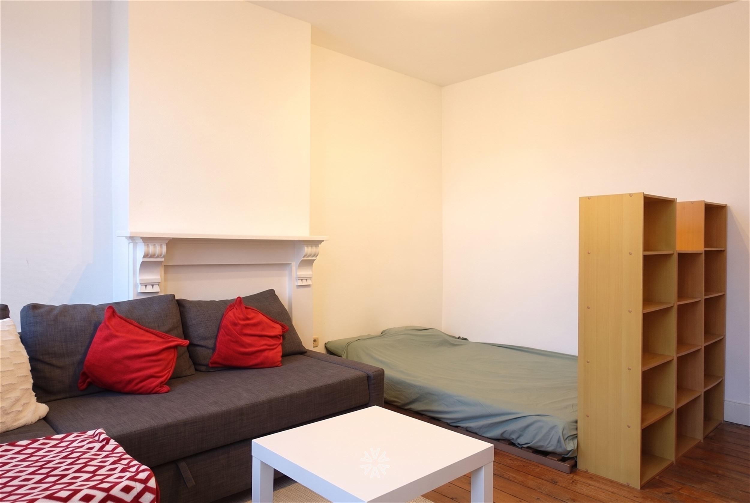 Gezellige en lichtrijke studio te huur in het hart van Gent - foto 5
