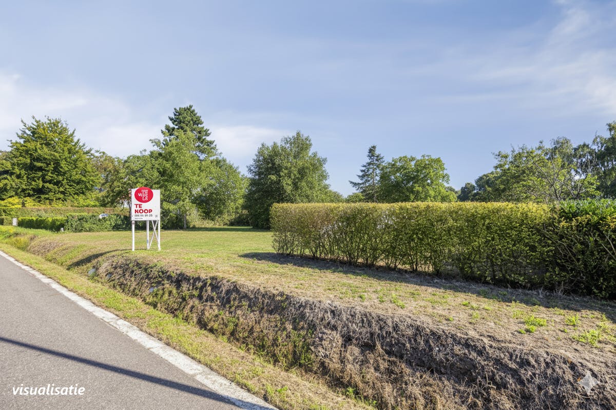 villaperceel van 2445m² met te slopen woning te koop in Geel - foto 2