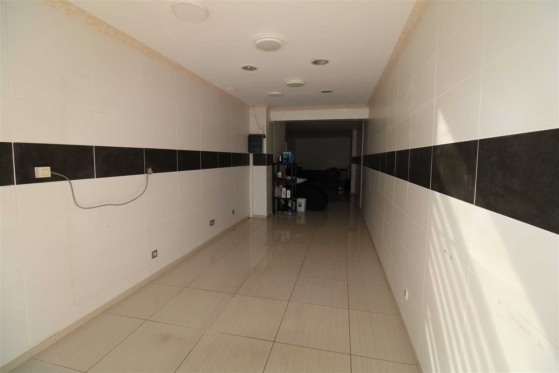 Commercial for rent in Hoboken - photo 4