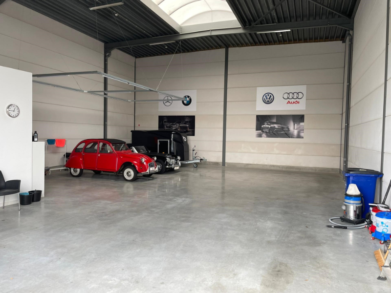 Zeer centraal gelegen KMO-UNIT 190m2 met magazijn, bureau en 2 autostaanplaatsen - foto 5