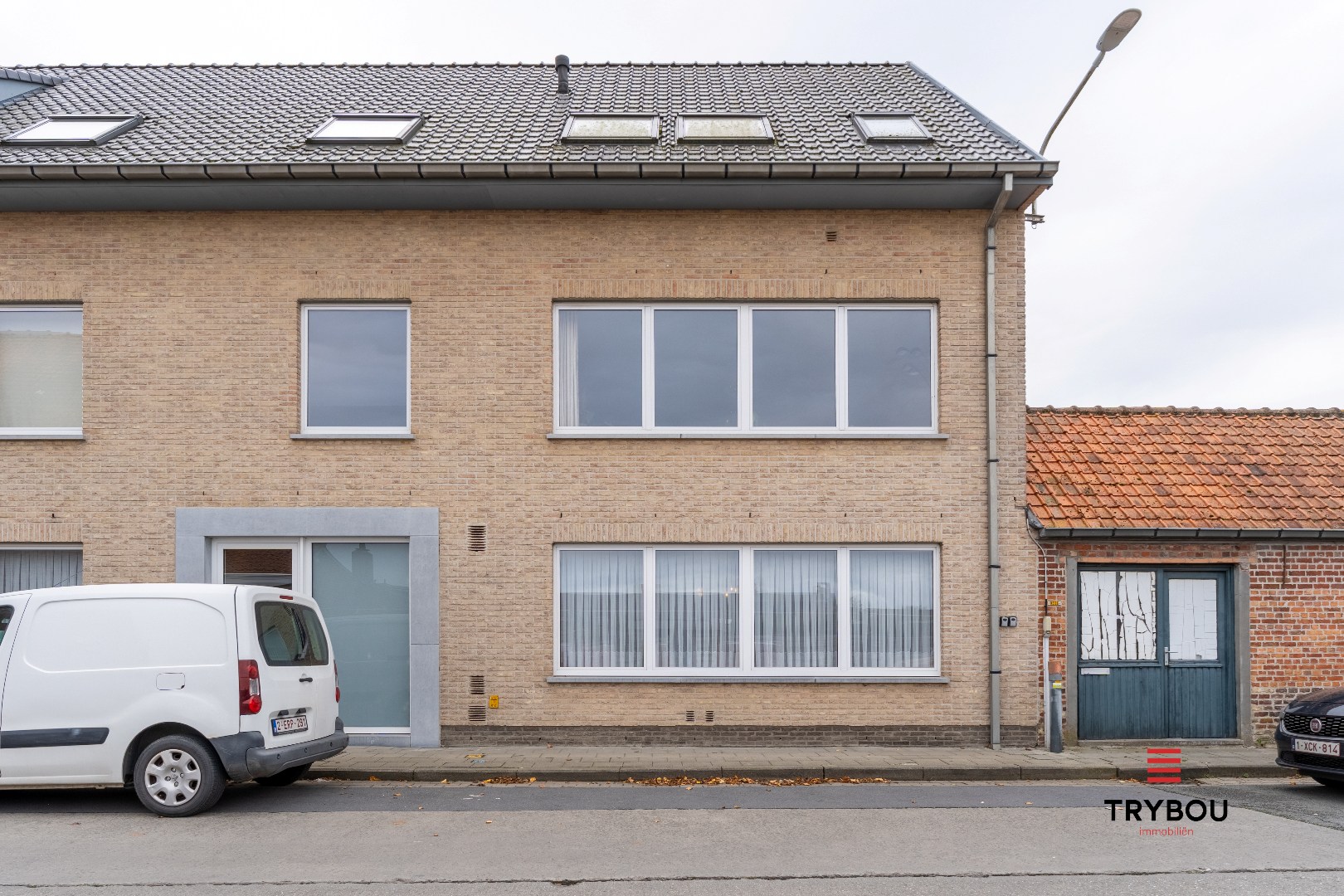 Uiterst ruim appartement met twee slaapkamers in Centrum Langemark - foto 2