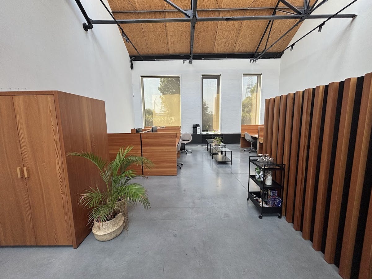 Office space for 1/2/3 people for rent in Cotton Park. - photo 3