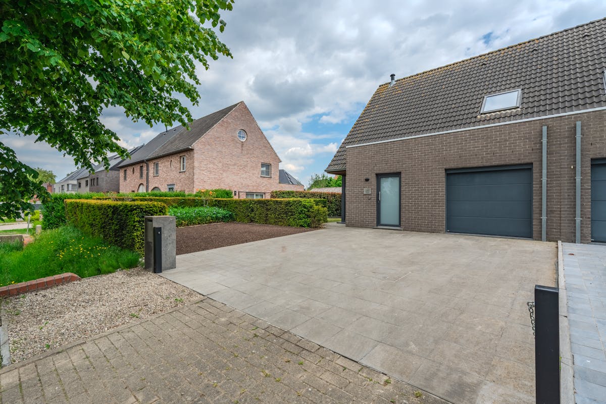 Energiezuinig huis te koop in Sint-jan met drie kamers - foto 1