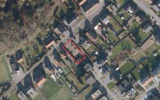 Dit perceel bouwgrond van 06a 83ca voor open bebouwing ligt in een rustige, groene straat net buiten het centrum van Bree. U woont hier in...