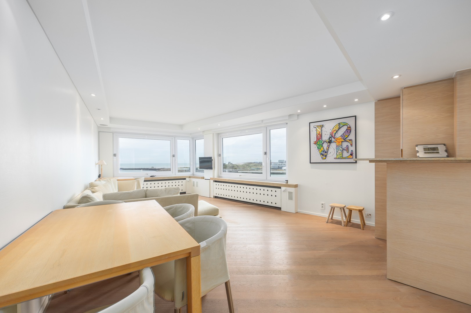 WESTHILL 05.01 - photo 2