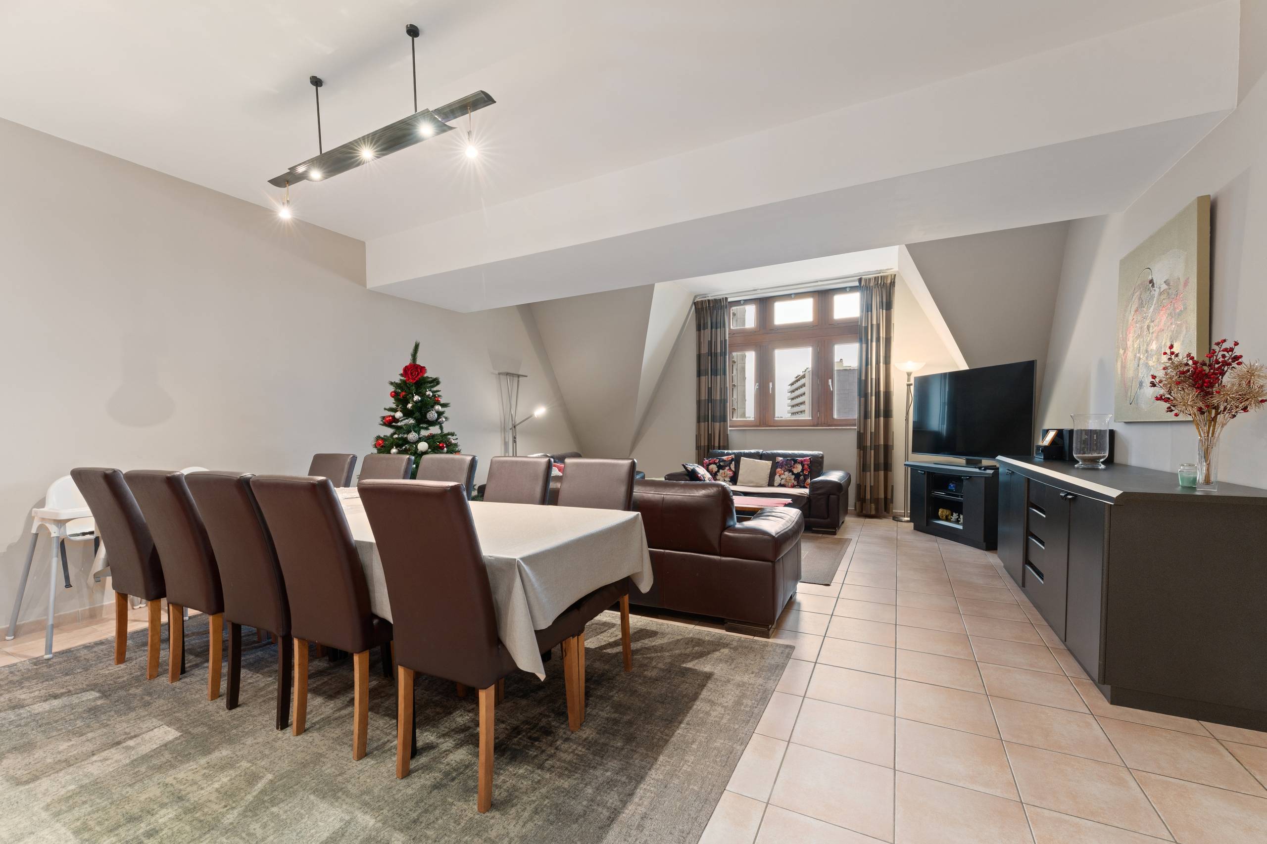 Ruim appartement nabij jachthaven te koop in Oostende! - foto 4