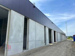 Nieuwbouw KMO-unit met een oppervlakte van 240 m² te koop op de nieuwe bedrijvenzone "STADSBEEMD" bestaande uit 58 duurzame KMO-units van 100 m²...