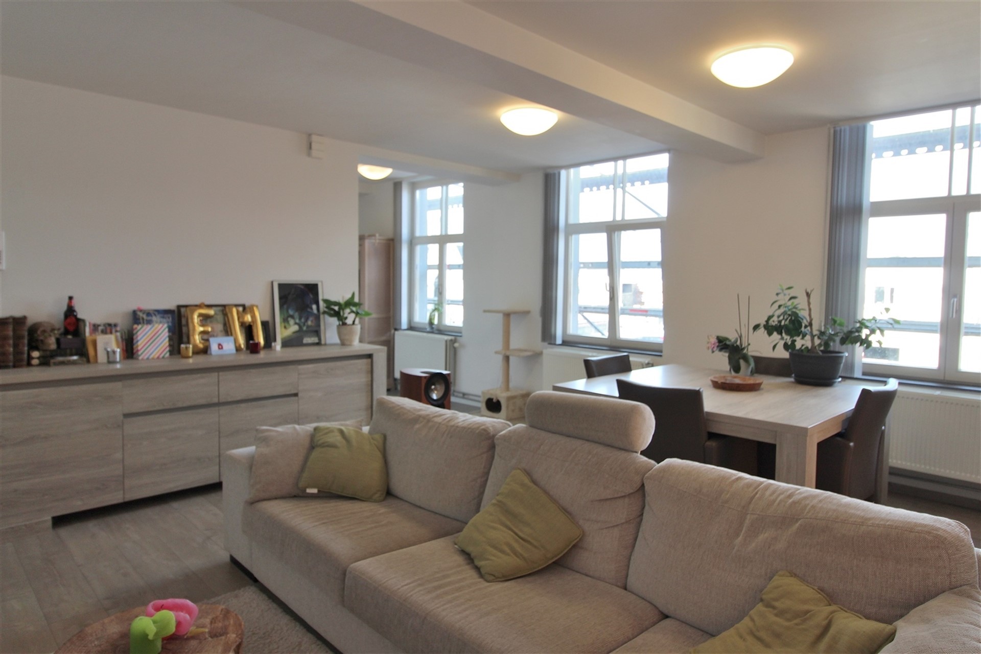 Compleet gerenoveerd appartement met 2 slaapkamers te Meerbeek - foto 4