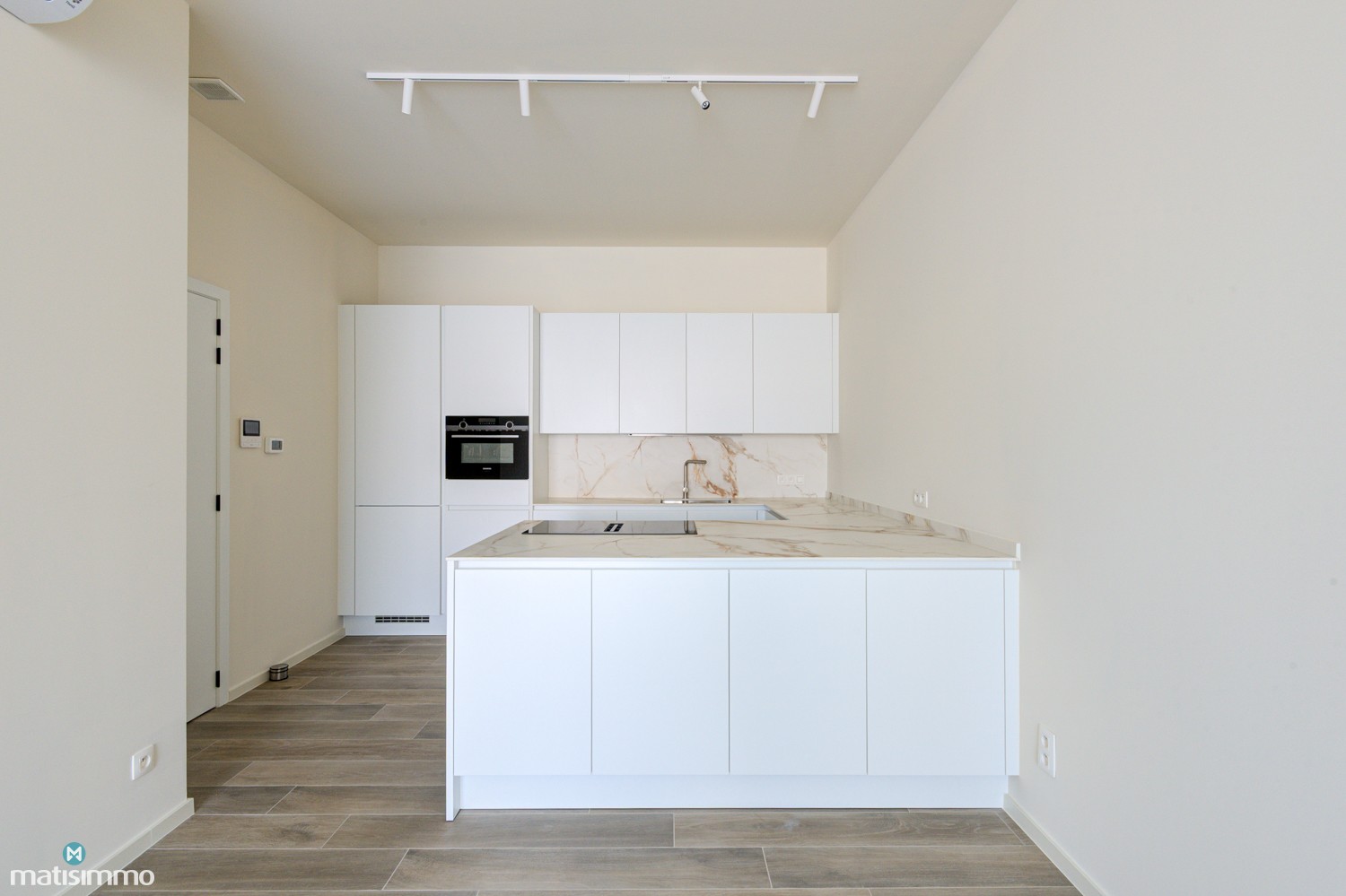 Apartment for rent in Bilzen-Hoeselt with 2 bedrooms - photo 5