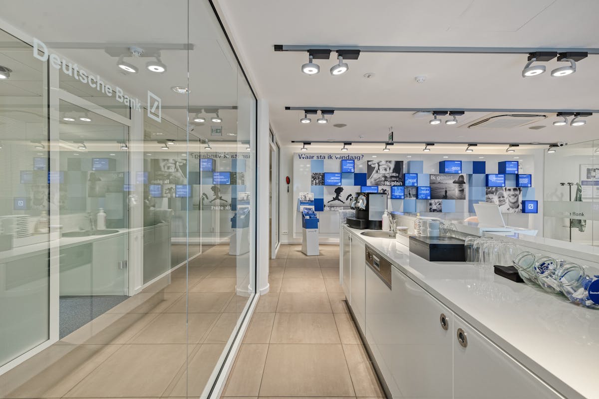 Gelijkvloers handelspand/kantoor (288m²) - foto 5