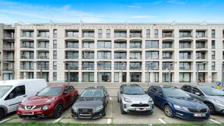 Vlot toegankelijke garagebox te koop op de Rederskaai in Zeebrugge. Deze afgesloten garage maakt deel uit van een verzorgde residentie en...