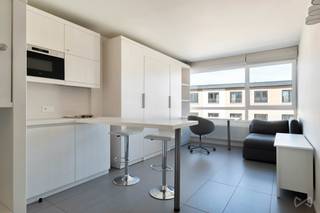 Op zoek naar een comfortabele en goed gelegen studentenstudio in Leuven? Deze instapklare studio aan de Remi Vandervaerenlaan biedt de...