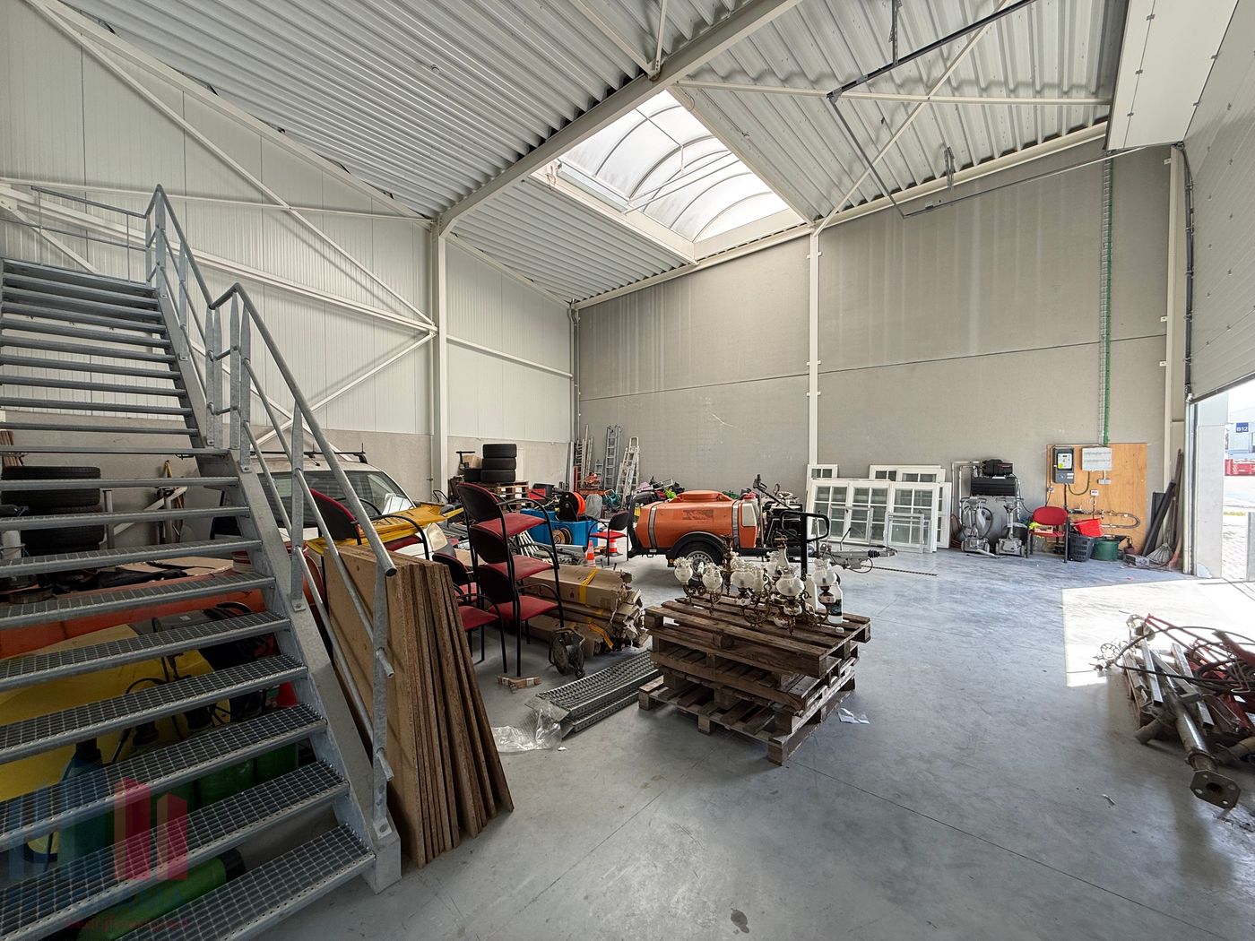 258 m² KMO-unit met mezzanine op topligging vlakbij de R4 - photo 3