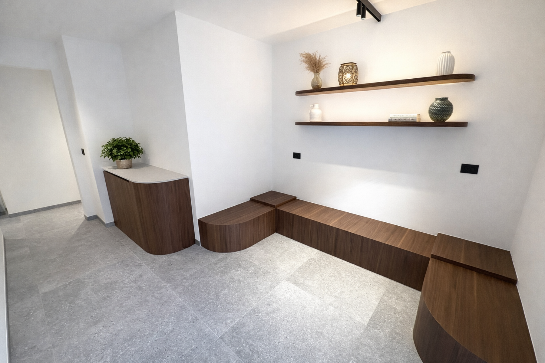 NIEUWE PRAKTIJKRUIMTE + WACHTZAAL NABIJ CENTRUM WAKKEN (DENTERGEM) - foto 2