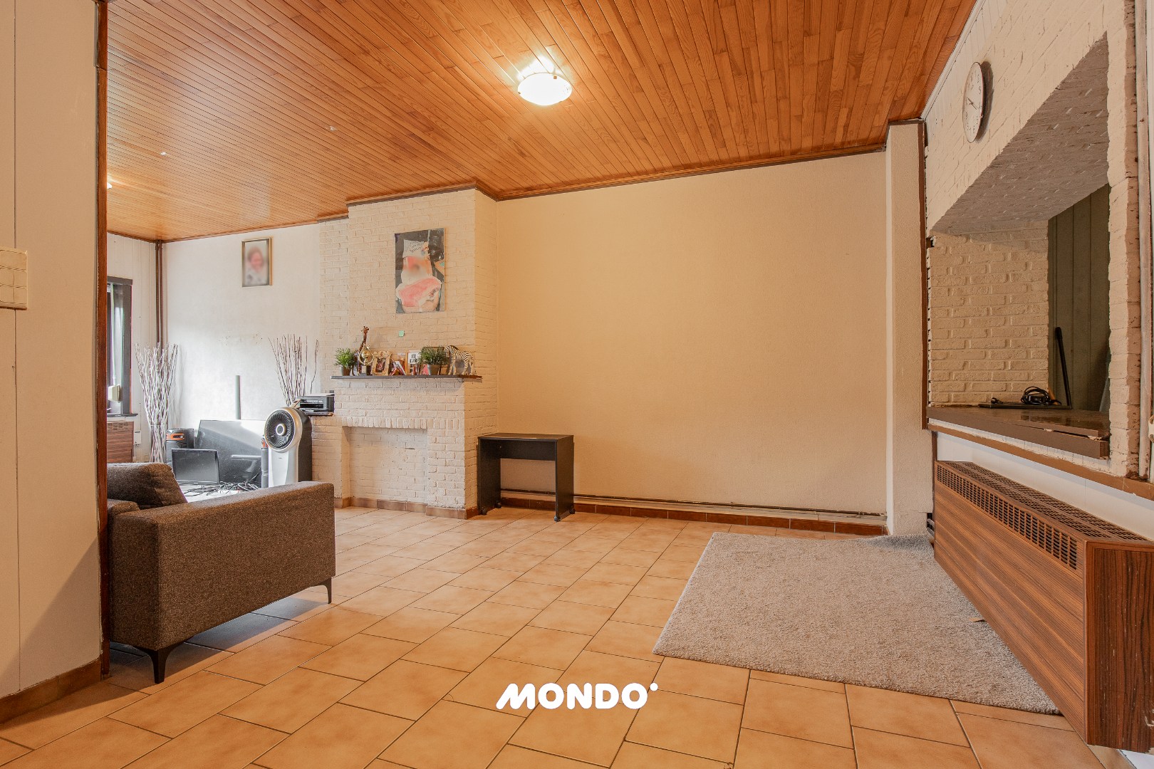 Deels gerenoveerde gezinswoning met 5 à 6 slaapkamers en tuin met achteruitweg - foto 5