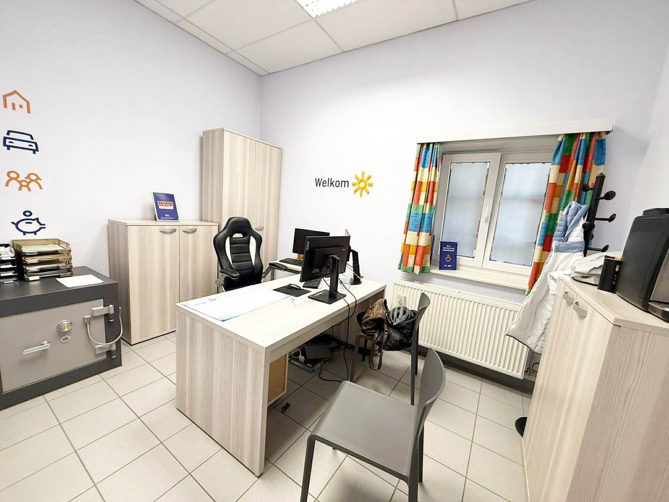 Commercial à louer à Grammont - photo 3