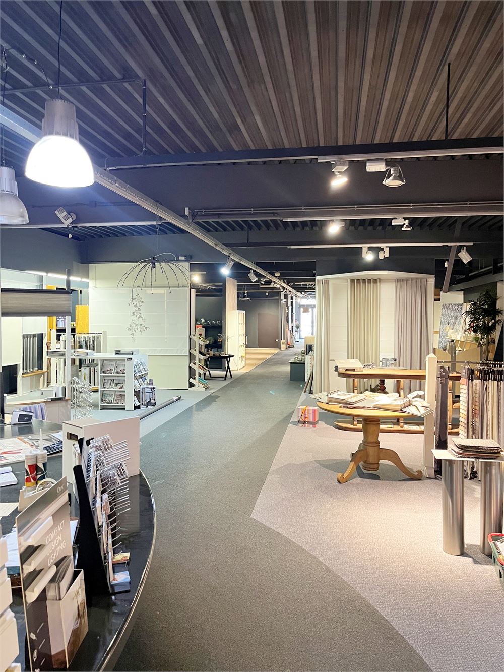 MODERN WINKELPAND NAAST KRUIDVAT MET PARKING - foto 5