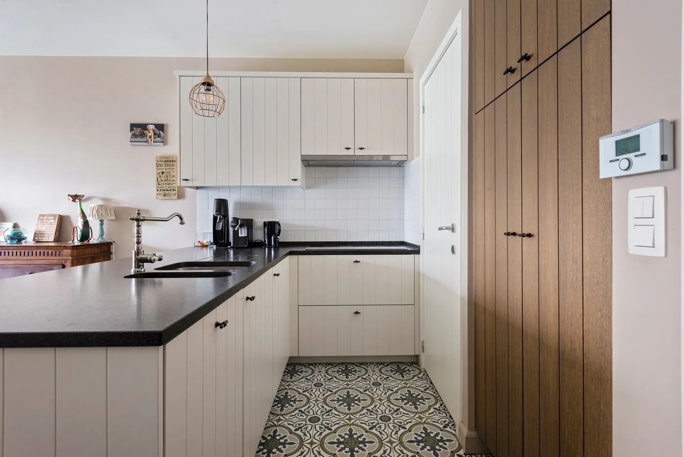 Instapklaar, recent gelijkvloers appartement met 2 slpks en tuin in Borsbeek! - foto 5