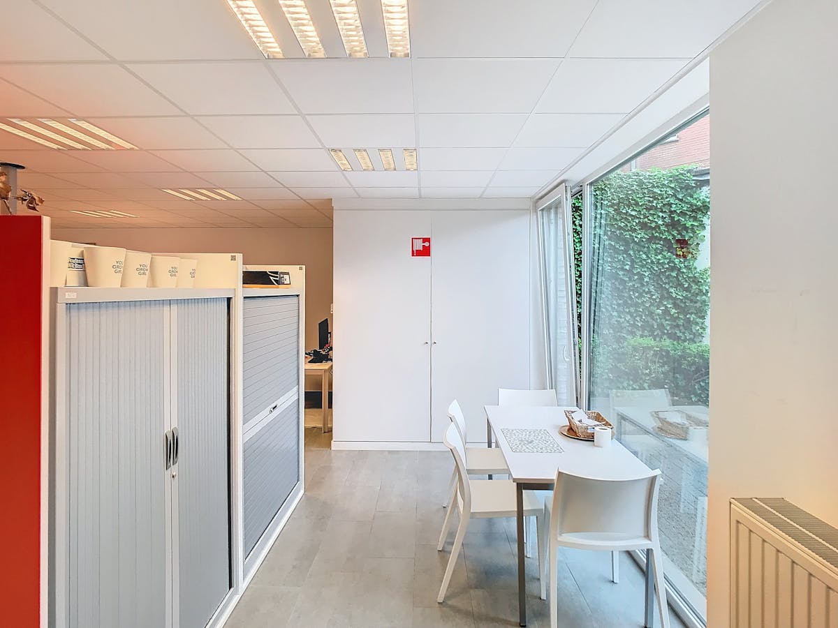 Bureau prêt à emménager à vendre à Roeselare - photo 5