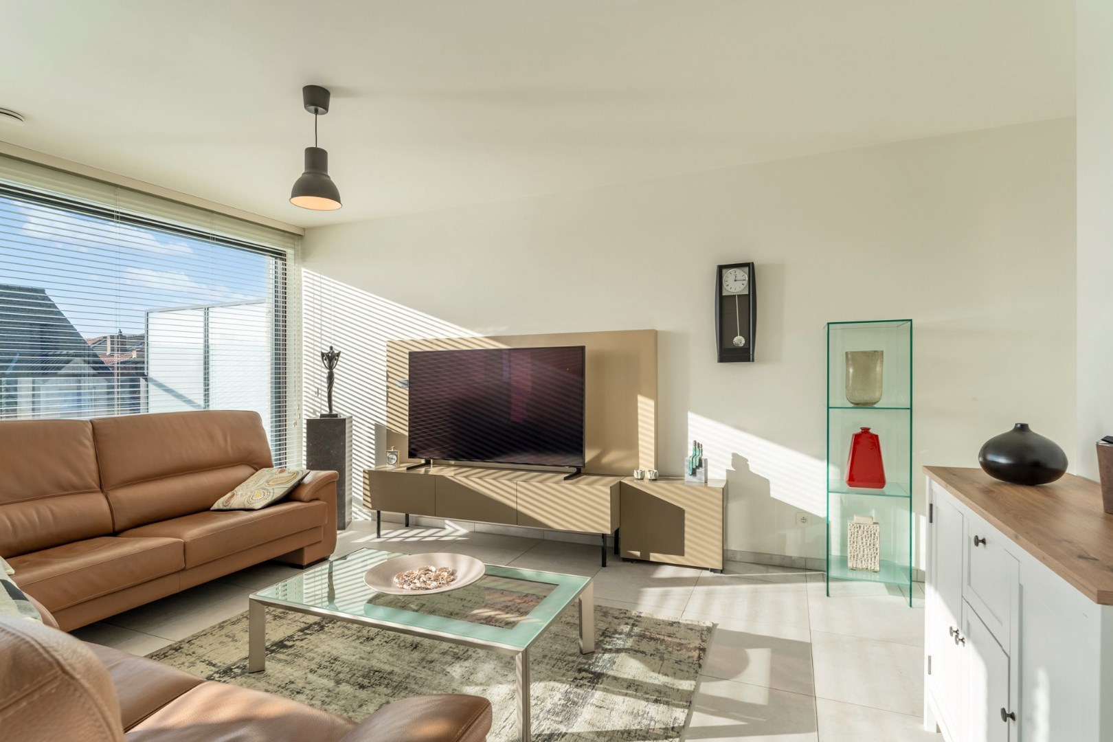 Knap hedendaags dakkappartement met ruime terrassen vlak bij het centrum - foto 3
