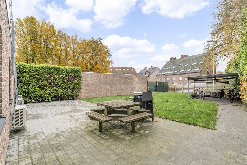 Volledig gerenoveerde (2021) opbrengsteigendom - foto 2