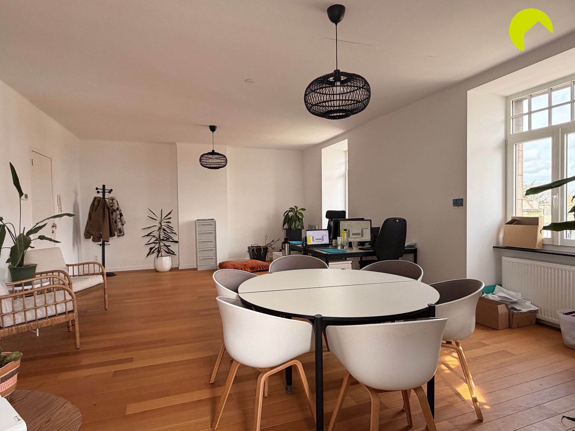 Lichtrijk en modern hoekappartement! - foto 3