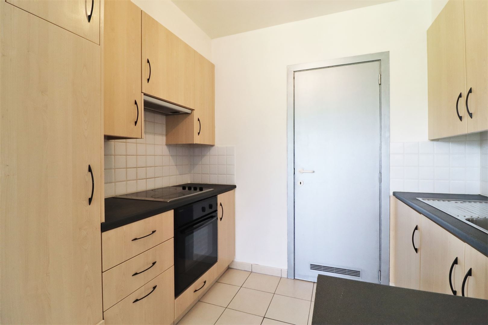 Degelijk, instapklaar2-slaapkamerappartement te Helkijn. - foto 4