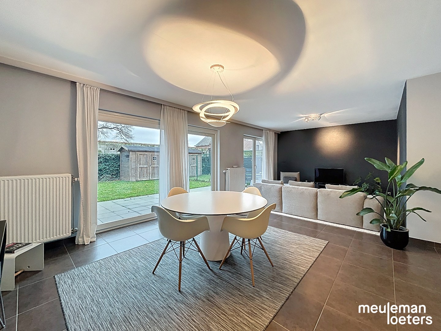 Lichtrijke woning met inpandige garage - foto 5