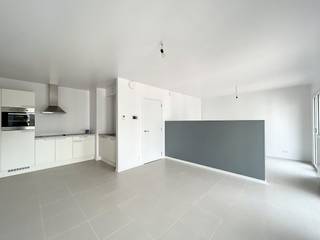 Brussel : Mooie studio op het 6e verdiep gelegen aan de site van Tour & Taxis,De locatie geeft een zeer vlotte bereikbaarheid met het openbaar...